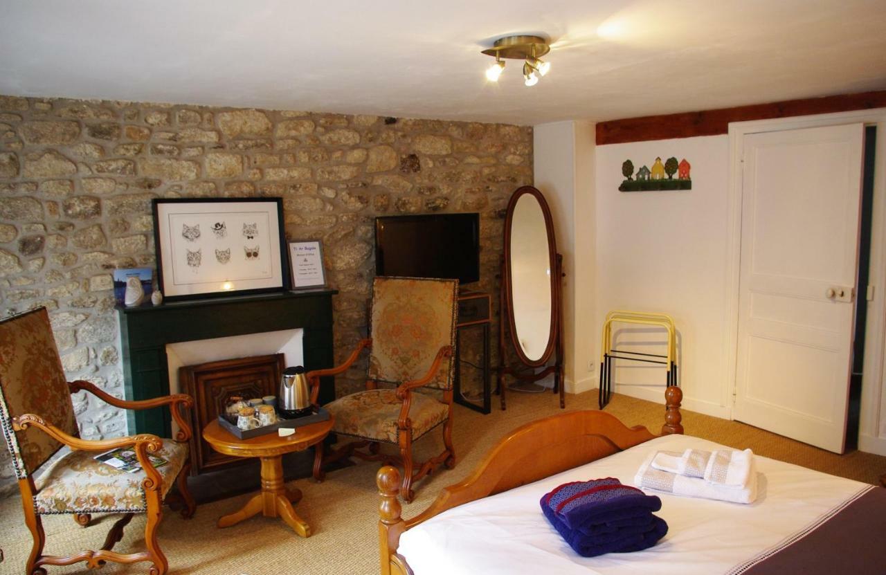 Ti Ar Bugale Hotel Huelgoat Exterior foto